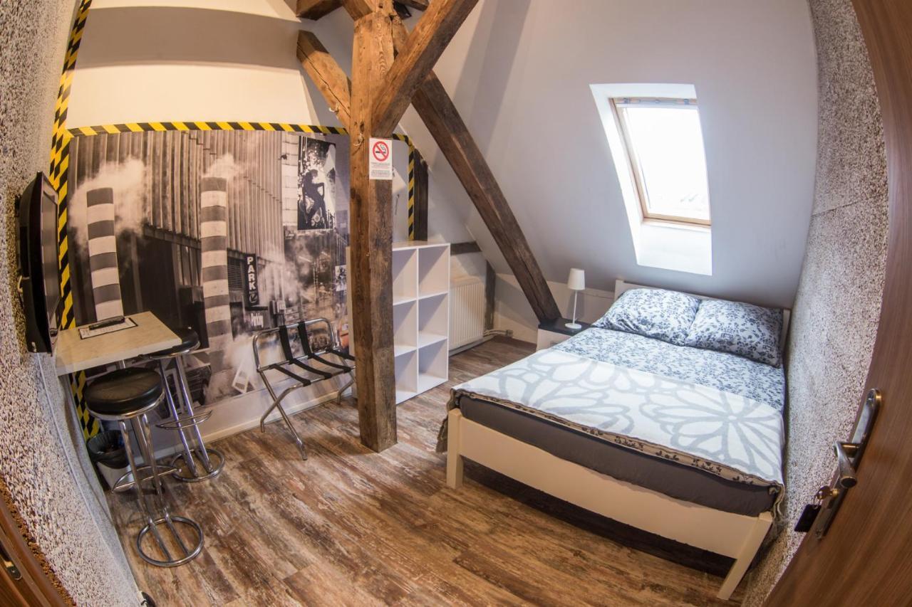 ורוצלב Fitness Hostel - Restauracja, Darmowy Parking I Silownia מראה חיצוני תמונה