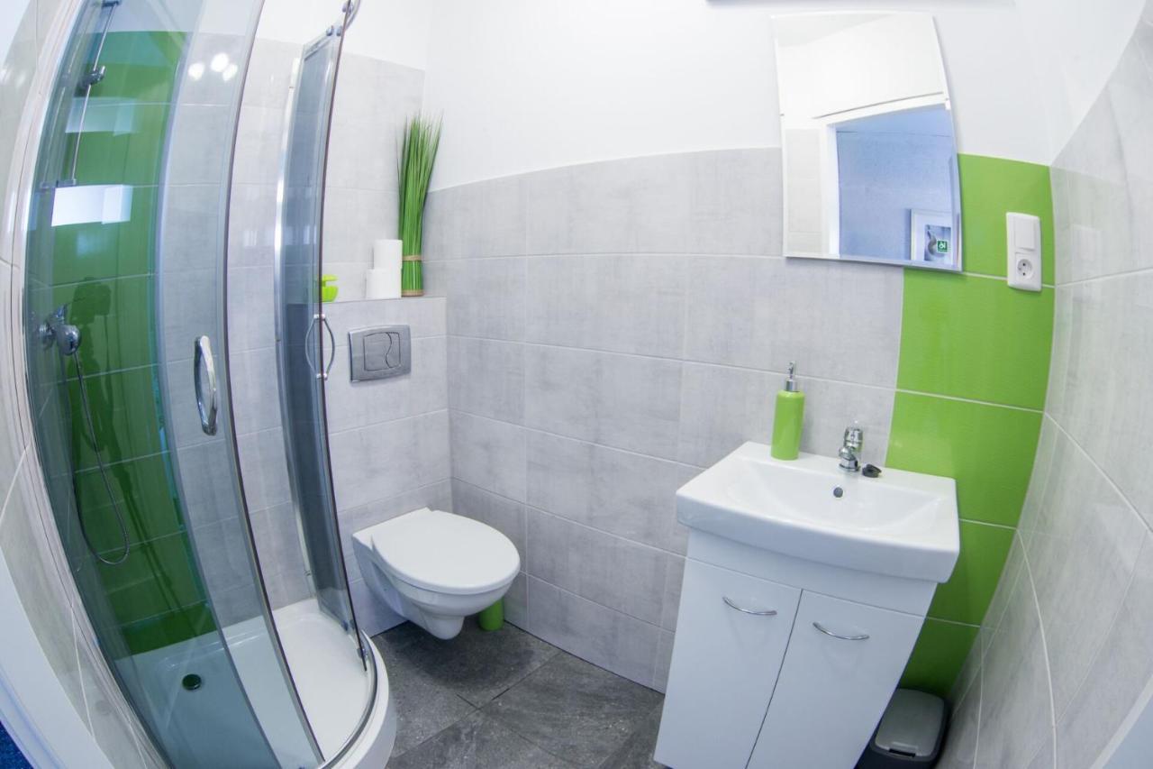 ורוצלב Fitness Hostel - Restauracja, Darmowy Parking I Silownia מראה חיצוני תמונה